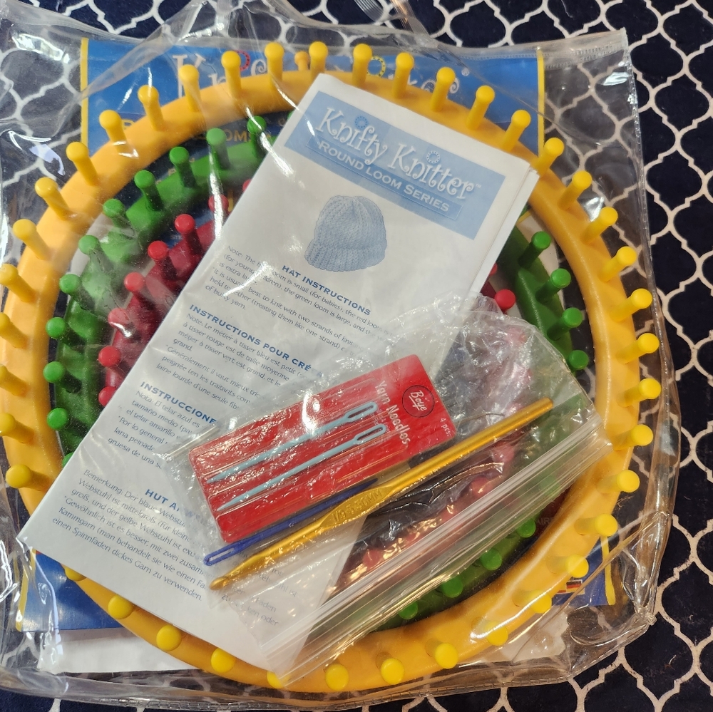 Knifty knitter round loom set of 4